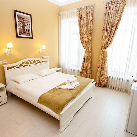 Art Suites Near Deribasovskaya Odessa Exterior foto